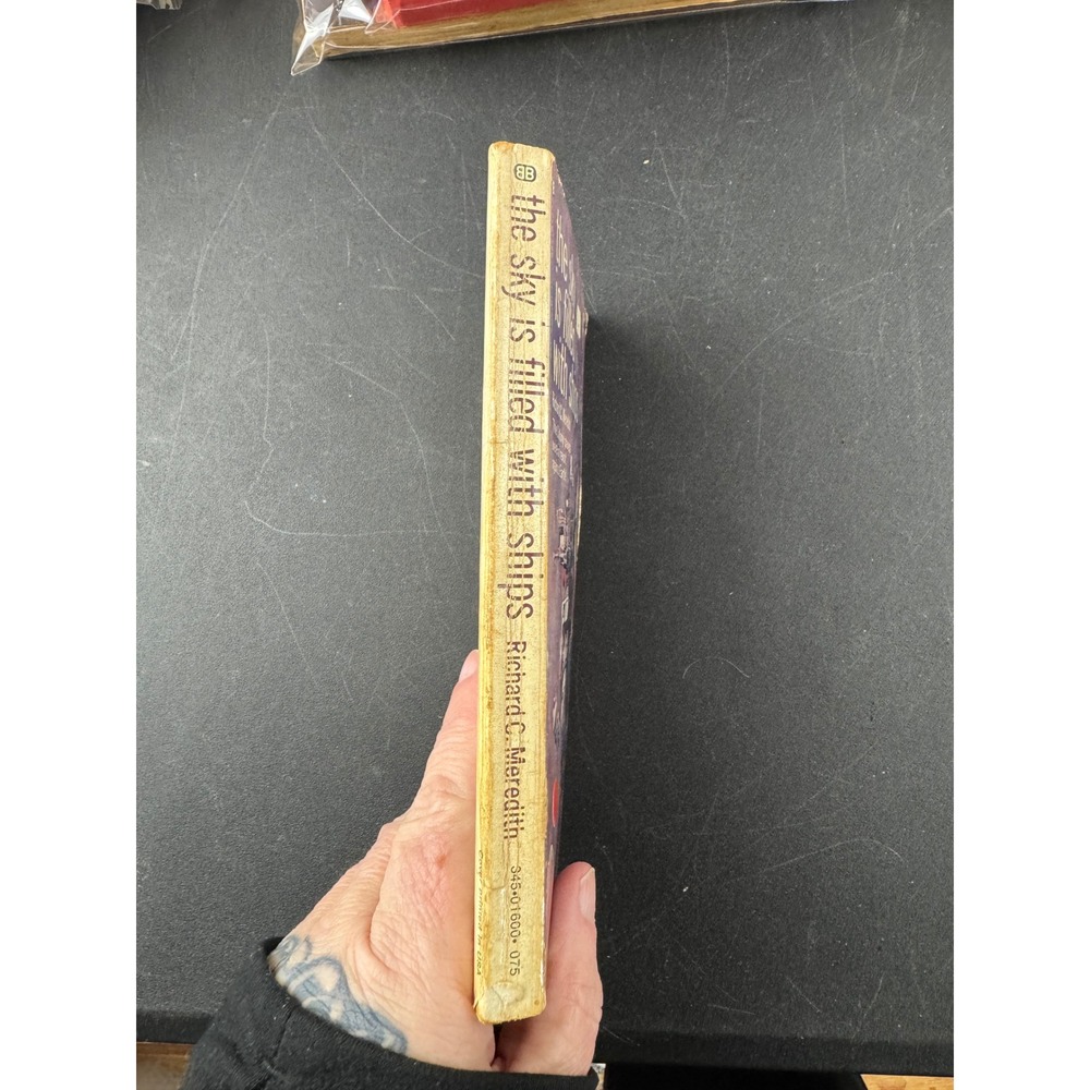 The Sky is Filled With Ships by Richard C Meredith 1969 First Printing Sci Fi - Picture 8 of 8